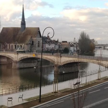 Chambre Privee Dans Maison Centre-Ville Sens Petit-Dejeuner Compris エクステリア 写真